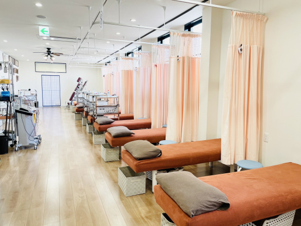 株式会社SUZUKI HEALTH PLANNING 様　／　接骨院