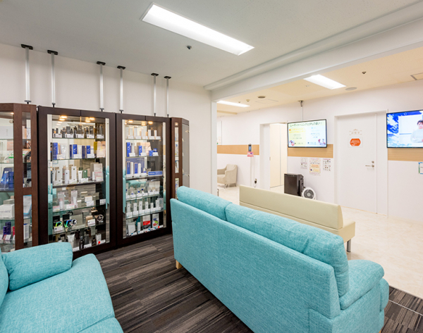 医療法人社団心斉会（きんさんクリニック）様　／　美容クリニック