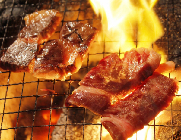 株式会社L（焼肉店H）様　／　焼肉店