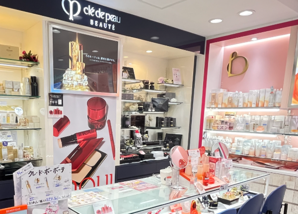 株式会社三松（化粧品みまつ）様　／　化粧品店